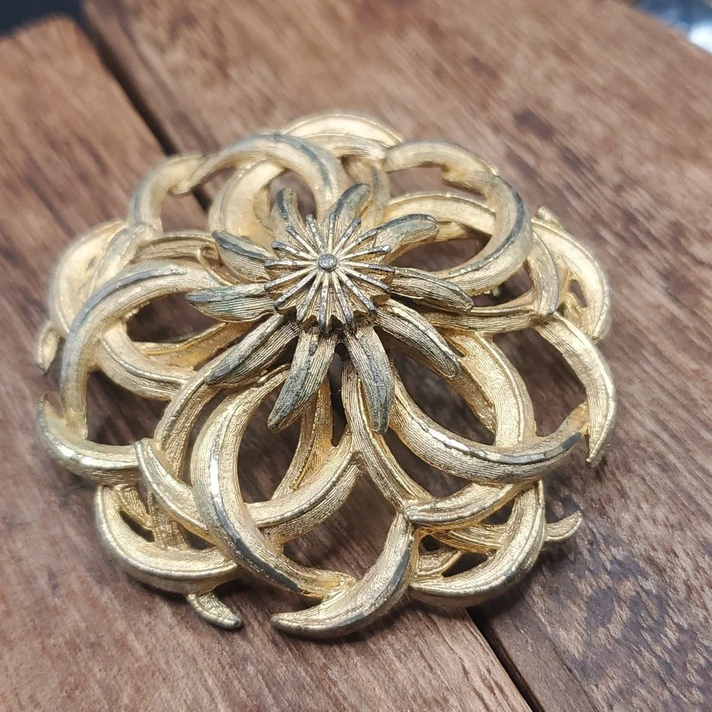 Unsigned Kramer Mid Century Brooch B554 Vintage Collectible‎